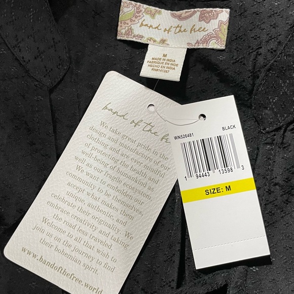 New Band Of The Free Crossover V-Neck Long Sleeve Top Hallie Black Size Medium - Picture 14 of 16